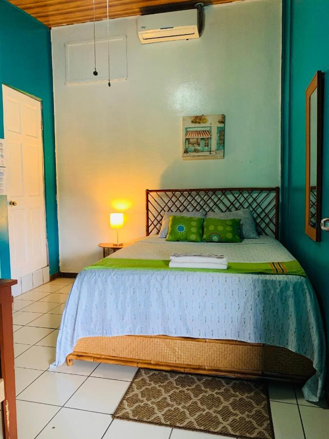 Cabinas Sunset Jaco Exterior photo